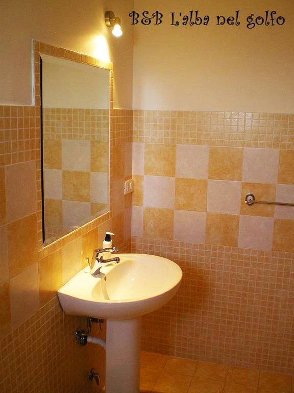 B&B L'Alba Nel Golfo 卡斯特尔萨多 外观 照片